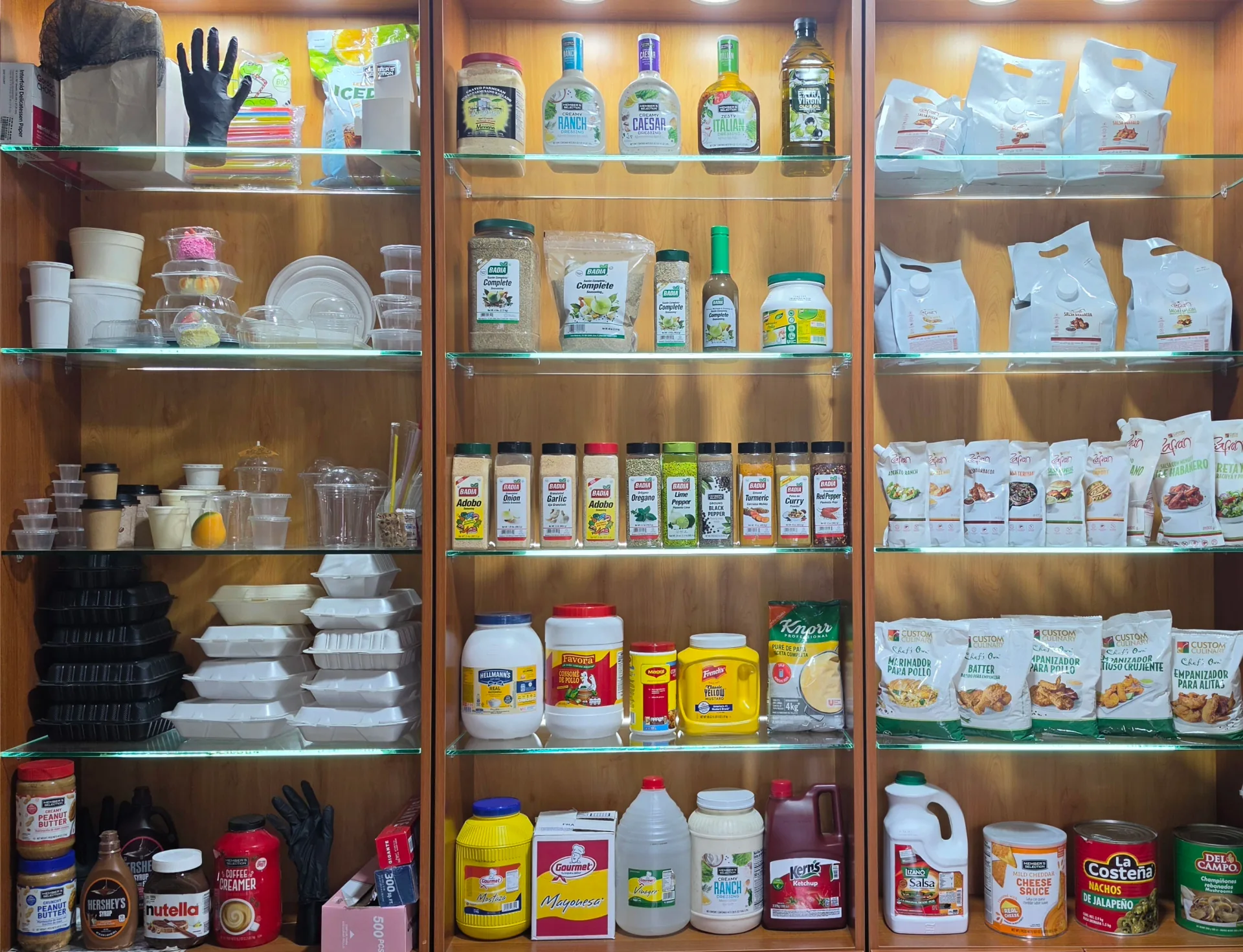 Bodega de suministros gastronómicos de Distribuciones Zamora en Estelí